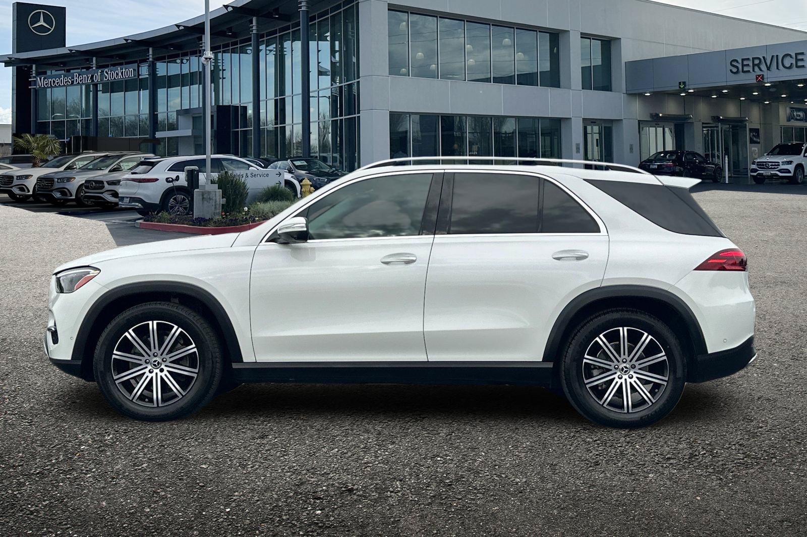 Used 2024 Mercedes-Benz GLE 350 4MATIC image 7