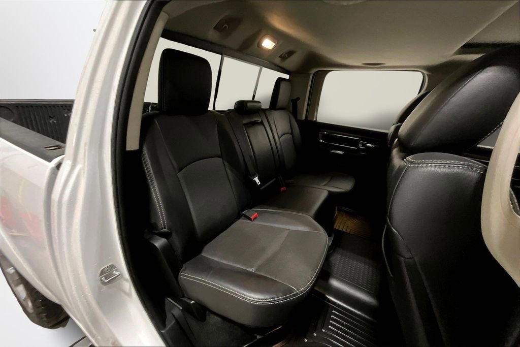 Used 2017 RAM 1500 Laramie image 24