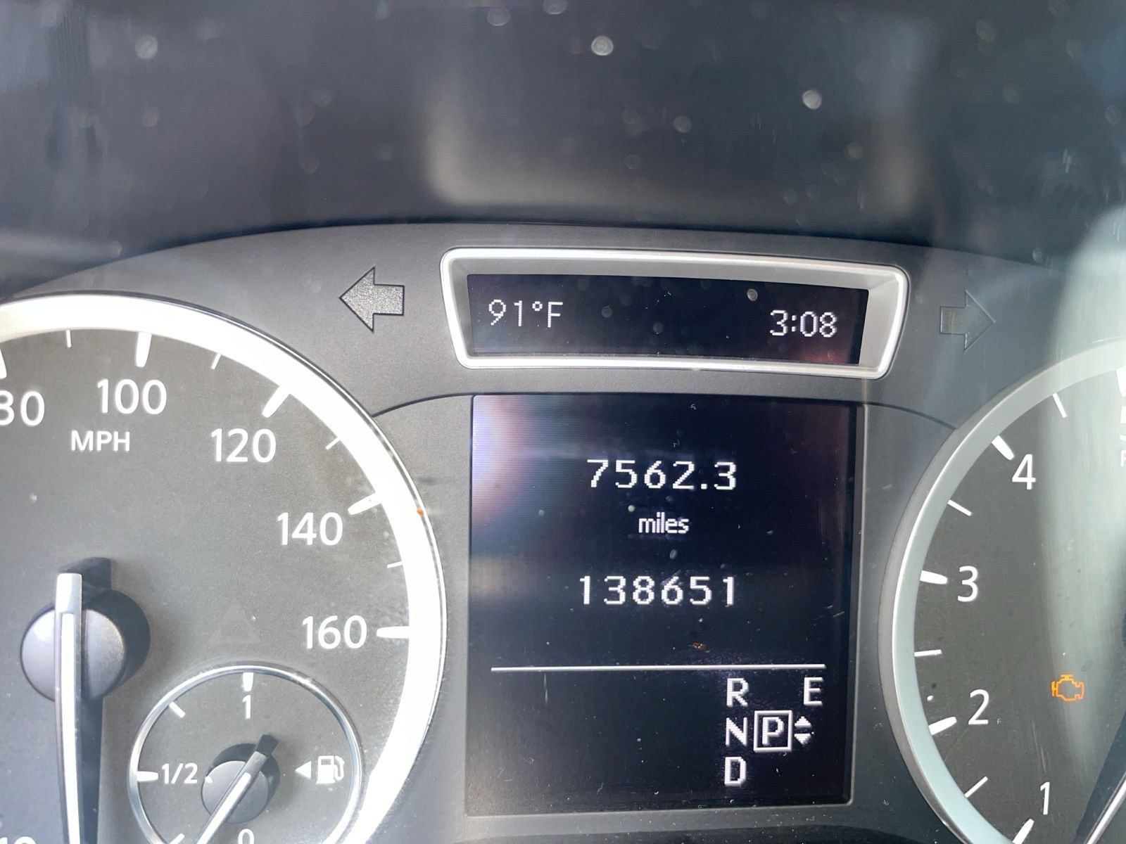 Used 2018 INFINITI QX30 FWD image 7