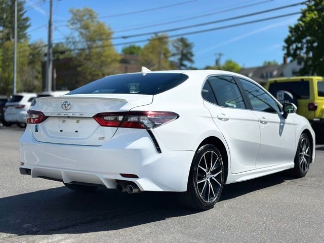 Used 2024 Toyota Camry SE FWD image 4