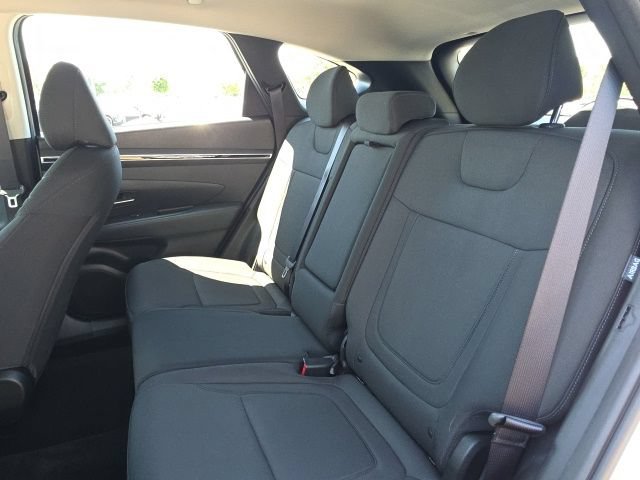 Certified 2024 Hyundai Tucson SE FWD image 6