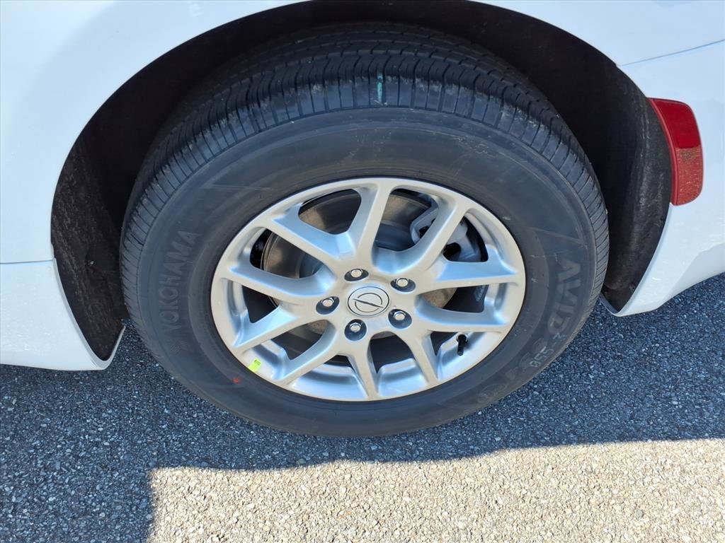 New 2026 Chrysler Voyager LX image 8