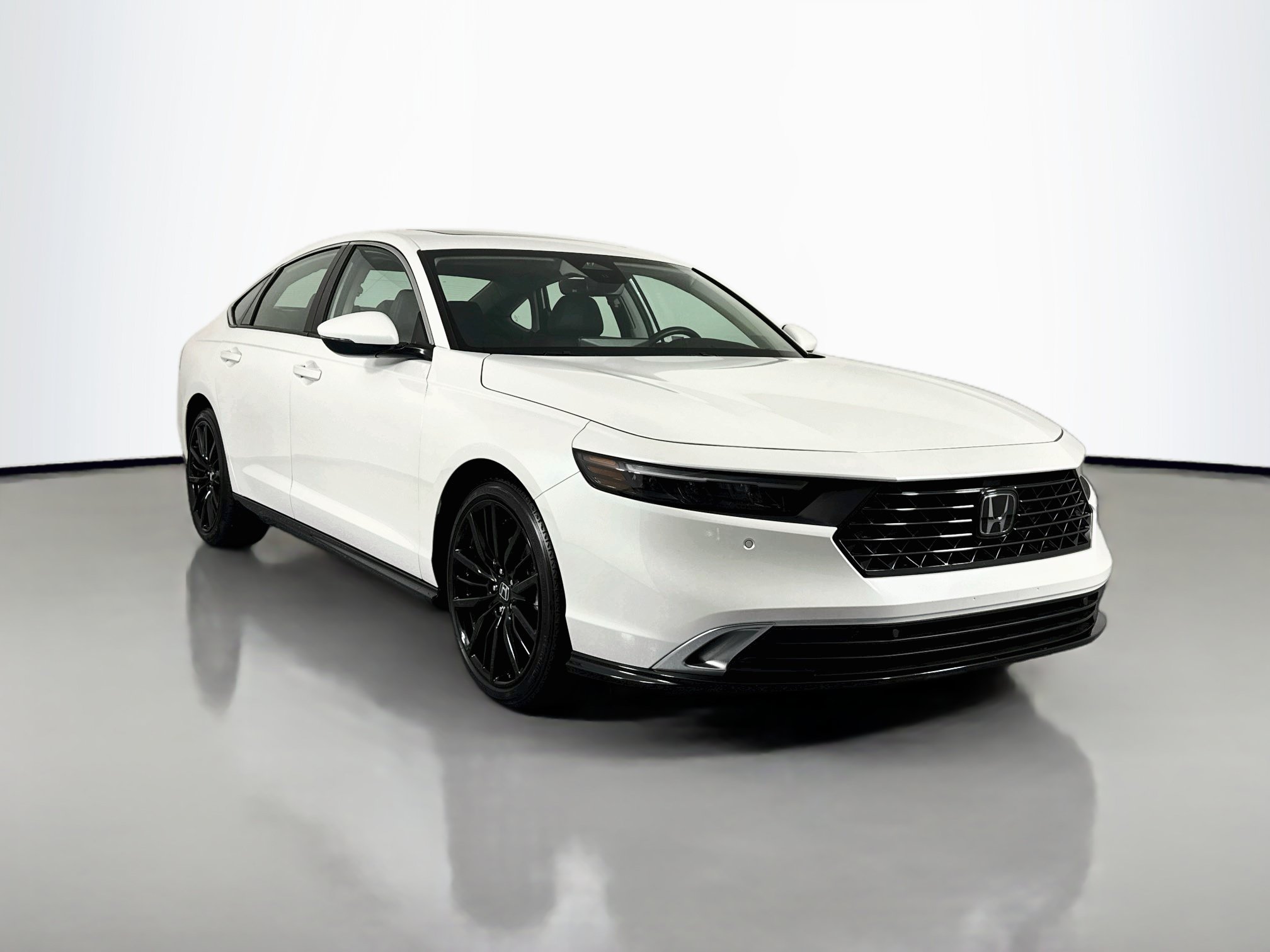 Certified 2024 Honda Accord Touring image 3