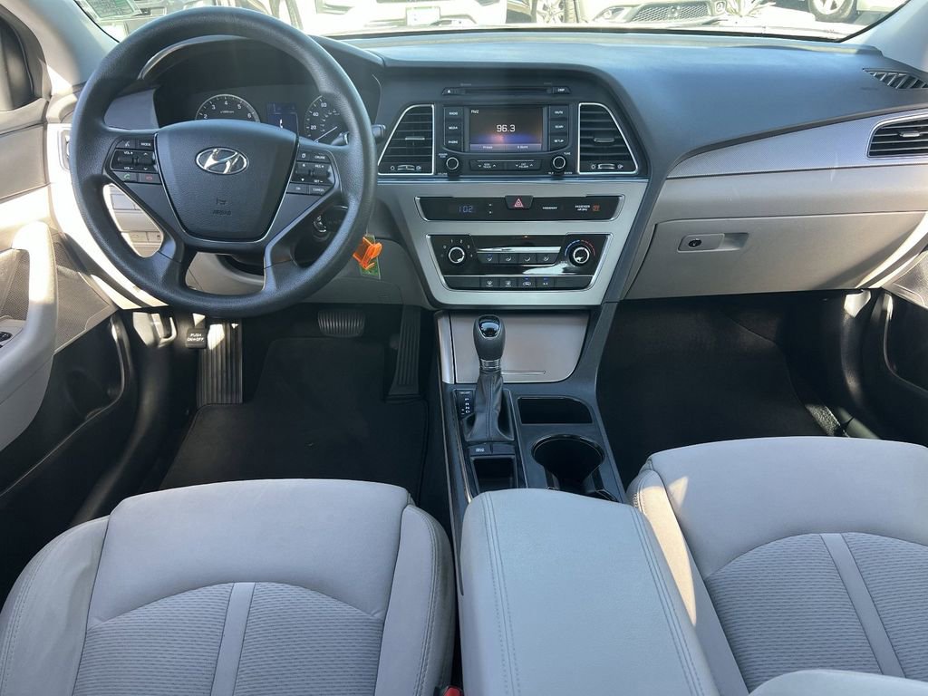 Used 2015 Hyundai Sonata SE w/ Option Group 09 image 15