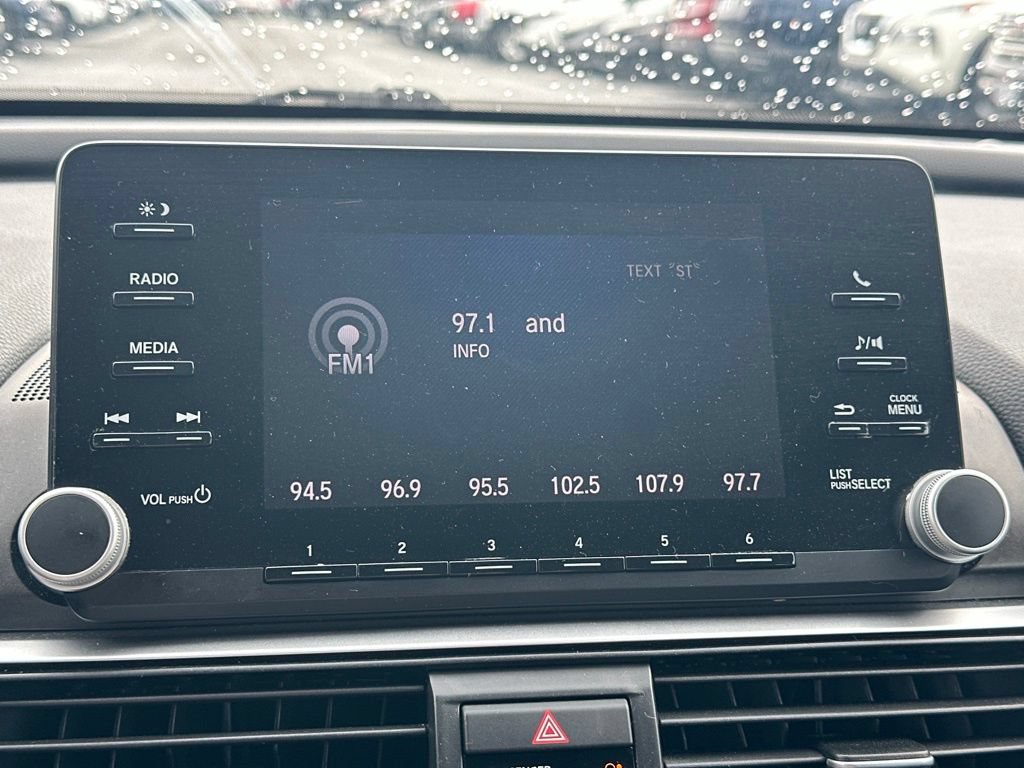 Used 2018 Honda Accord LX image 21