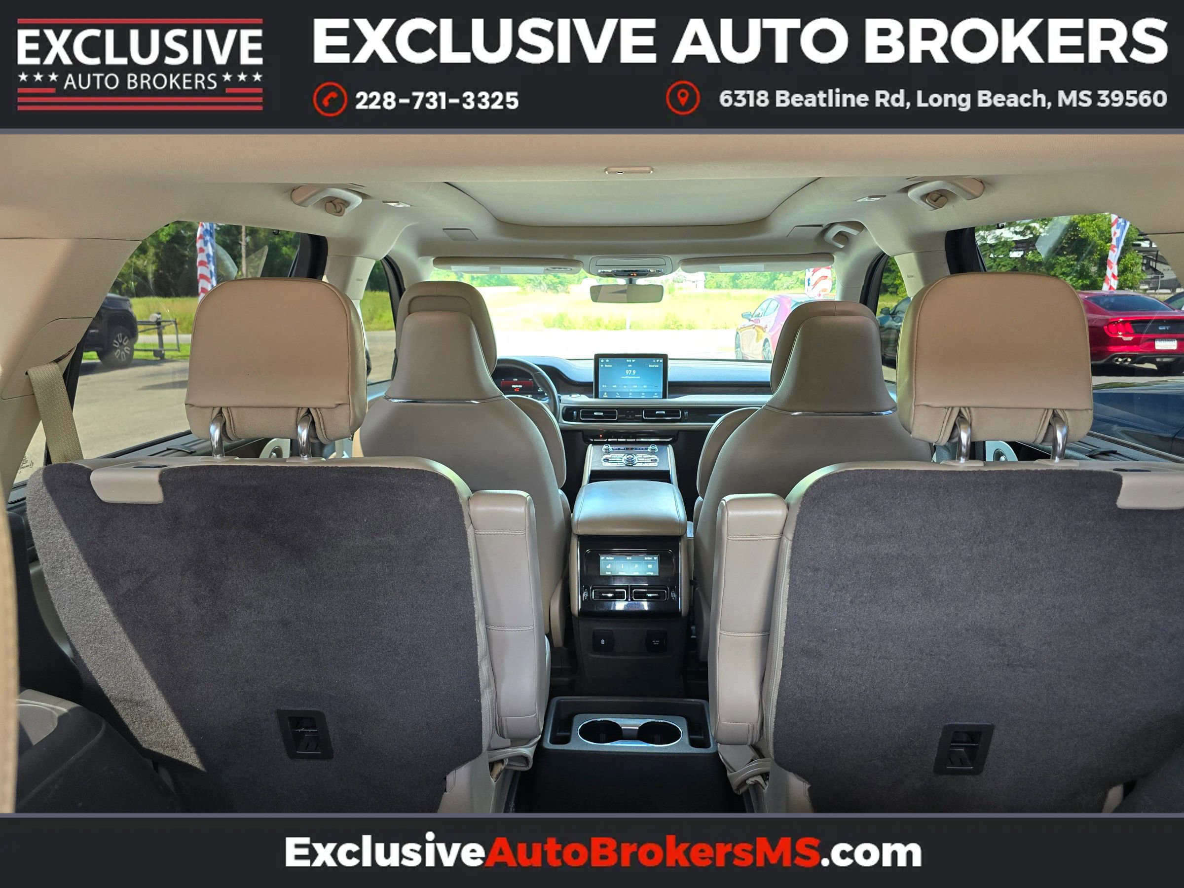 Used 2020 Lincoln Aviator Reserve w/ Equipment Group 201A image 17