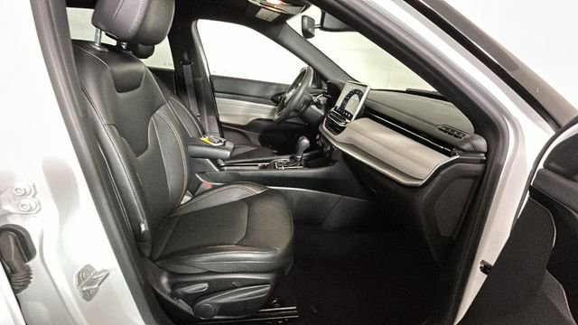 Used 2023 Jeep Compass Limited w/ Elite Group AWD/4WD image 31