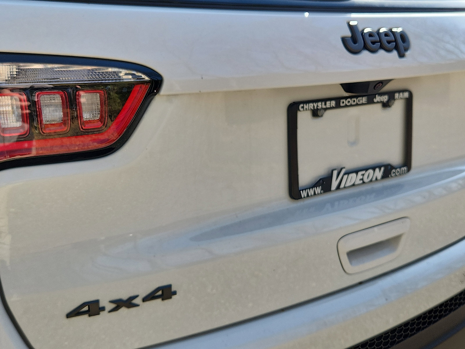 New 2026 Jeep Compass Limited image 16