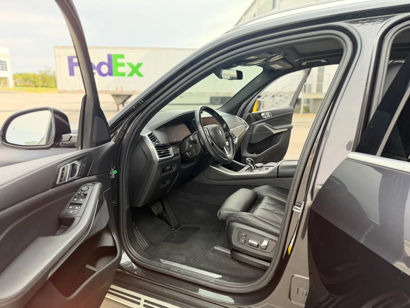 Used 2023 BMW X5 sDrive40i w/ Premium Package RWD image 16