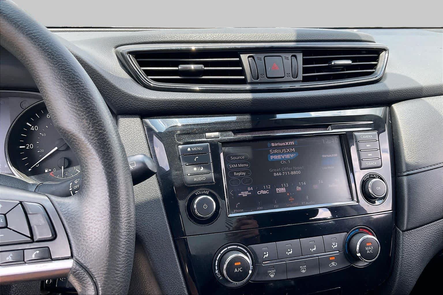 Used 2019 Nissan Rogue S FWD image 6