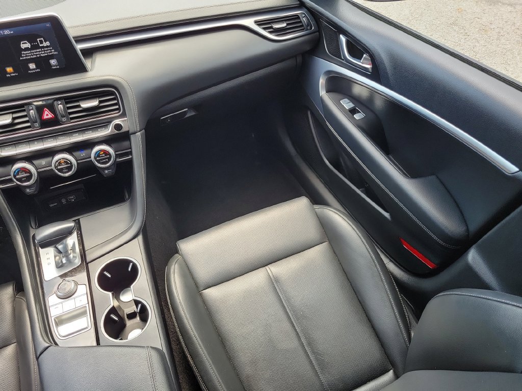 Used 2020 Genesis G70 2.0T RWD image 22