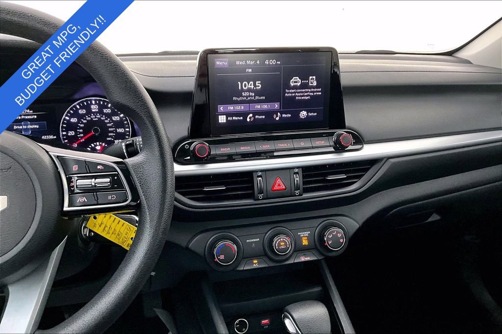 Used 2023 Kia Forte LX image 9