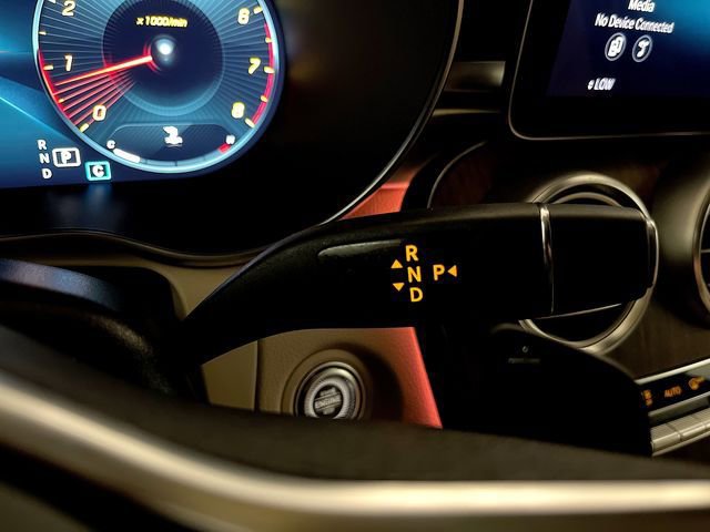 Used 2022 Mercedes-Benz GLC 300 GLC 300 image 22