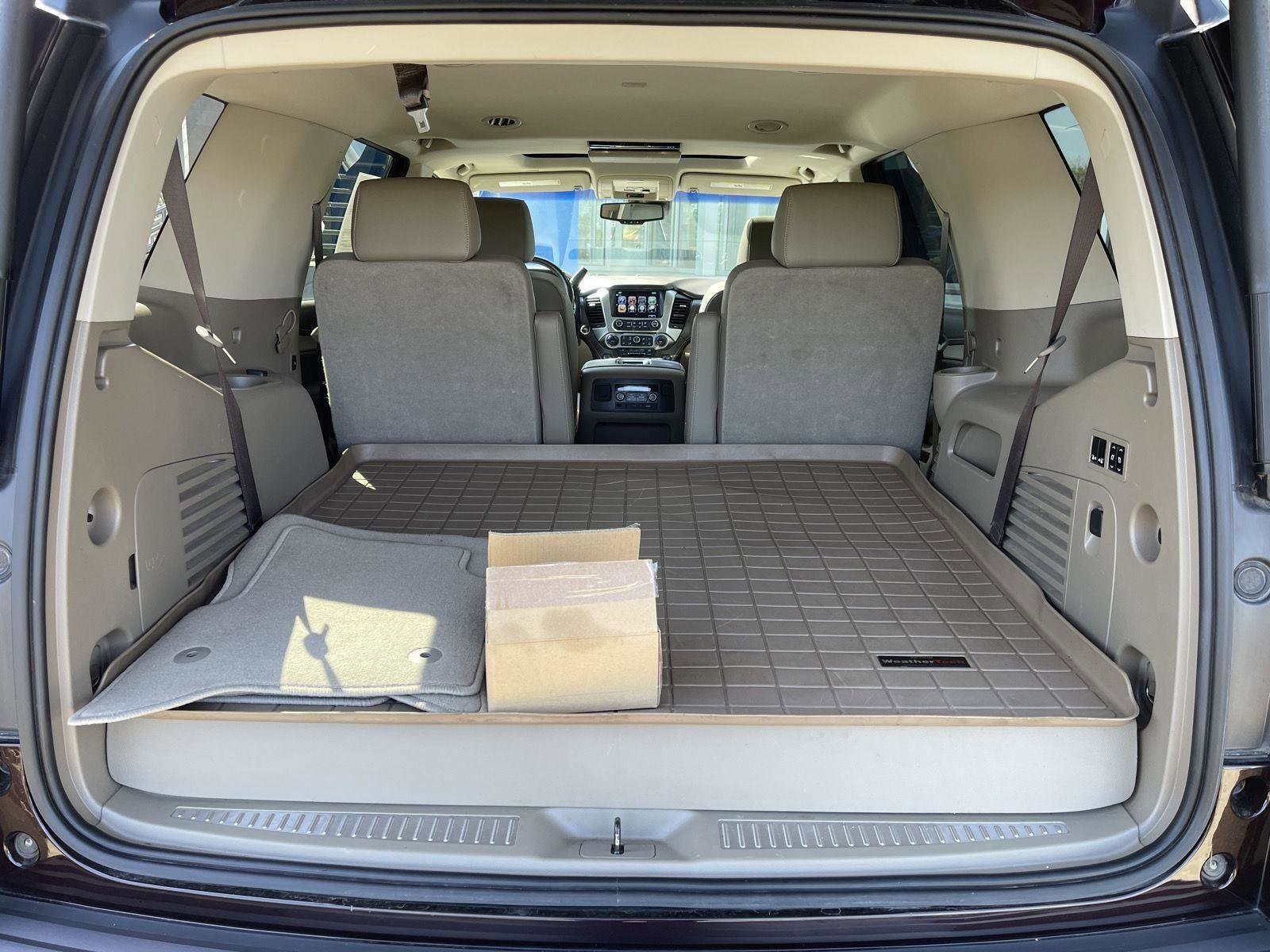 Used 2020 Chevrolet Tahoe Premier w/ Premier 6.2L Value Package image 44