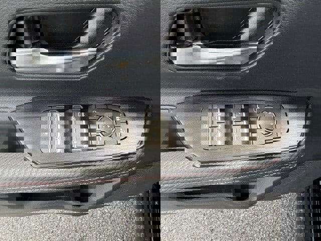 New 2026 Nissan Kicks SR w/ Cold Weather Package image 11