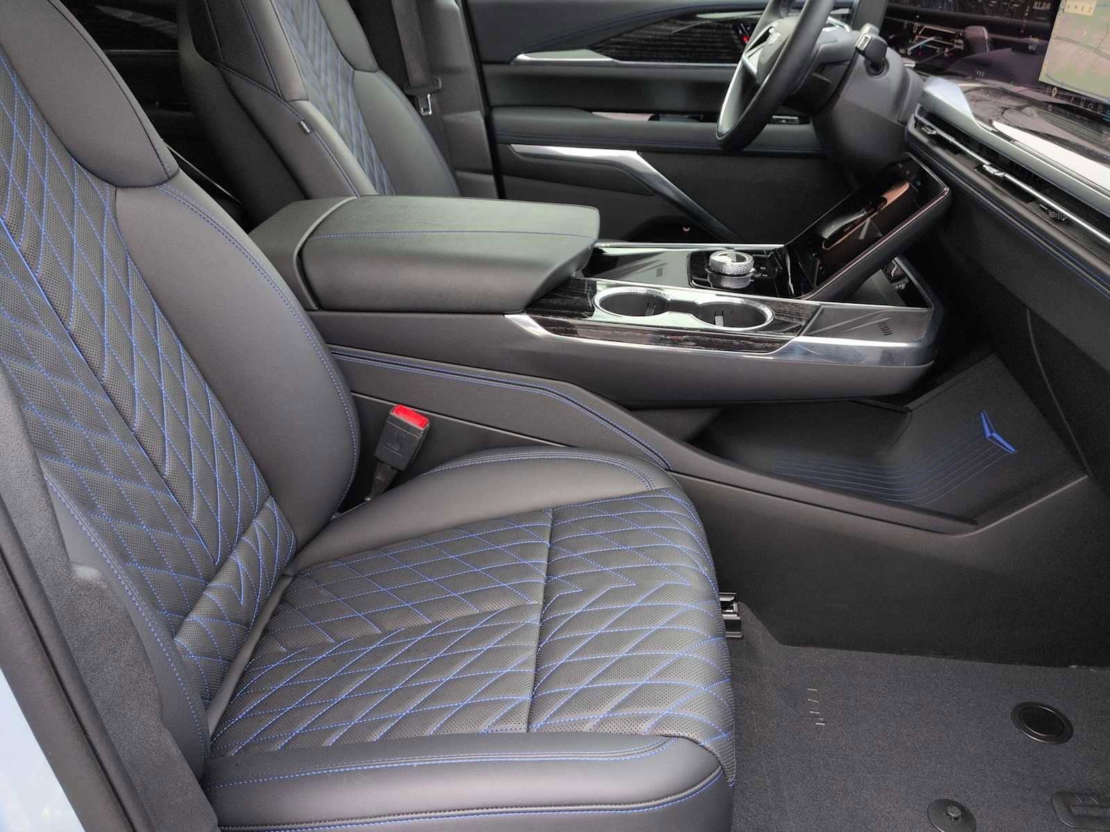 Used 2025 Cadillac Escalade IQ Luxury 1 image 23