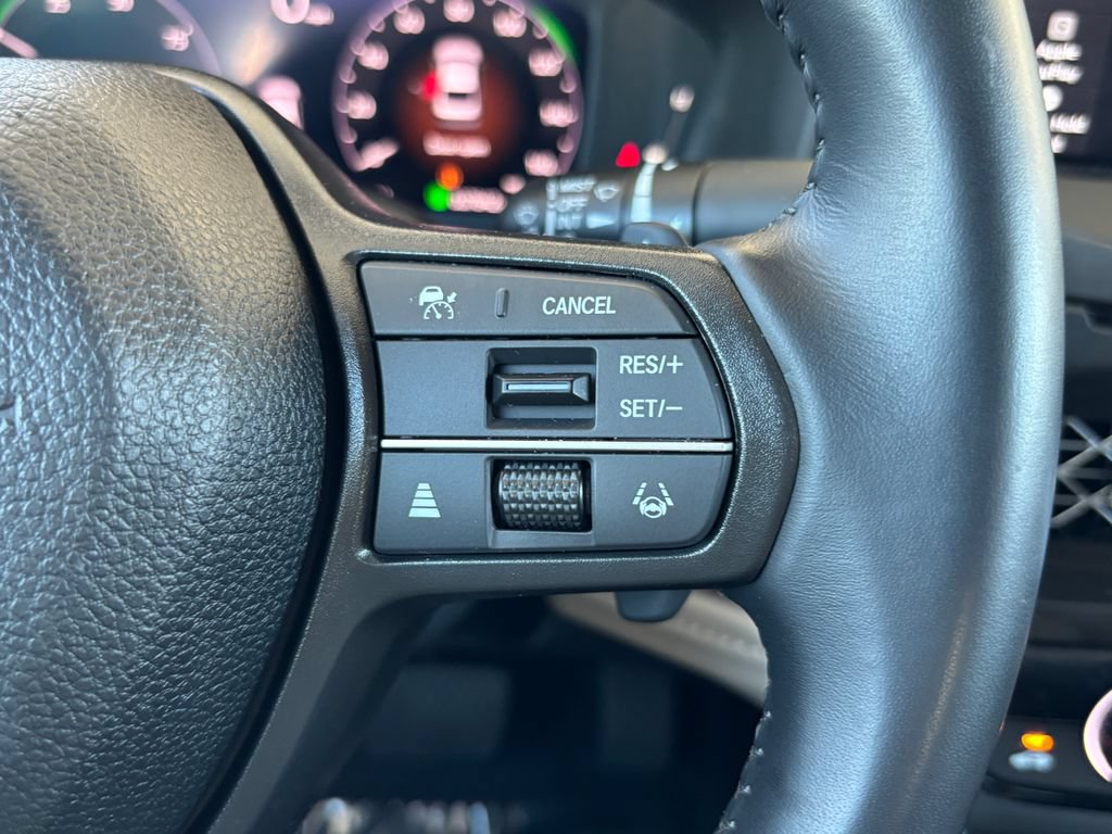 Used 2025 Honda Accord EX-L image 12