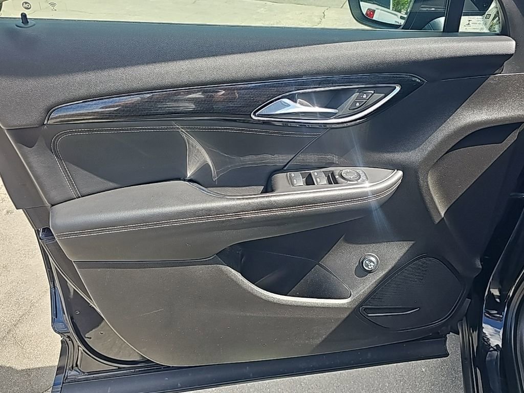 Used 2022 Buick Envision Preferred image 11