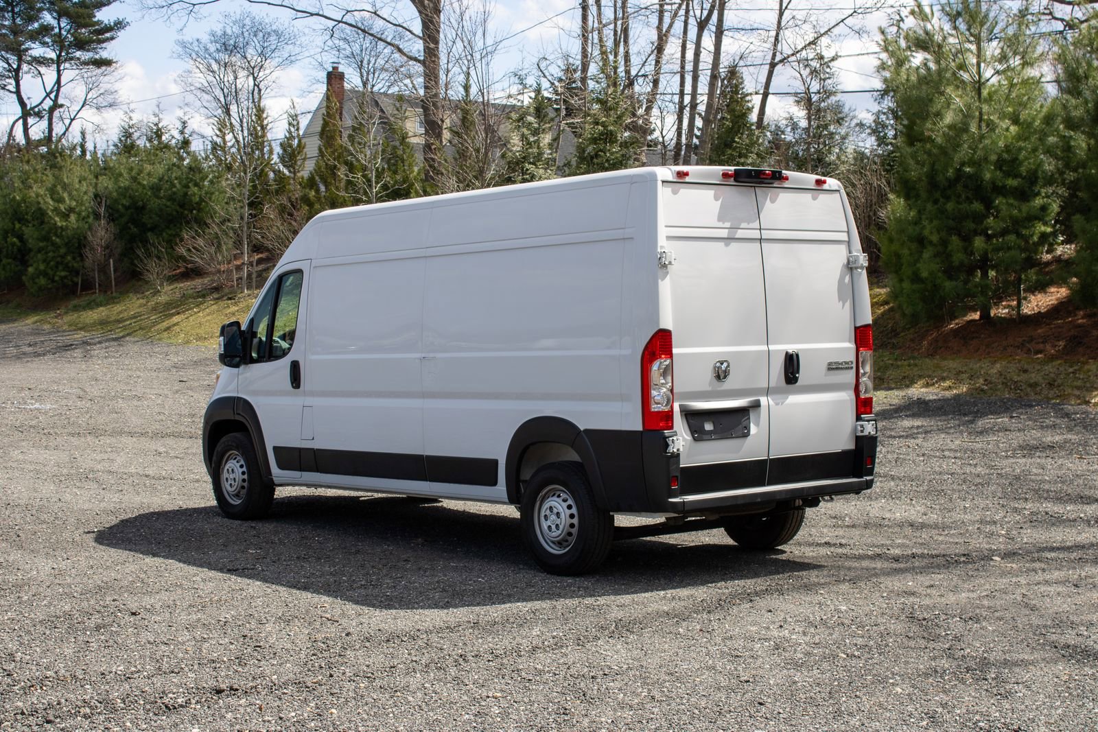 Used 2024 RAM ProMaster 2500 w/ Convenience Group image 5