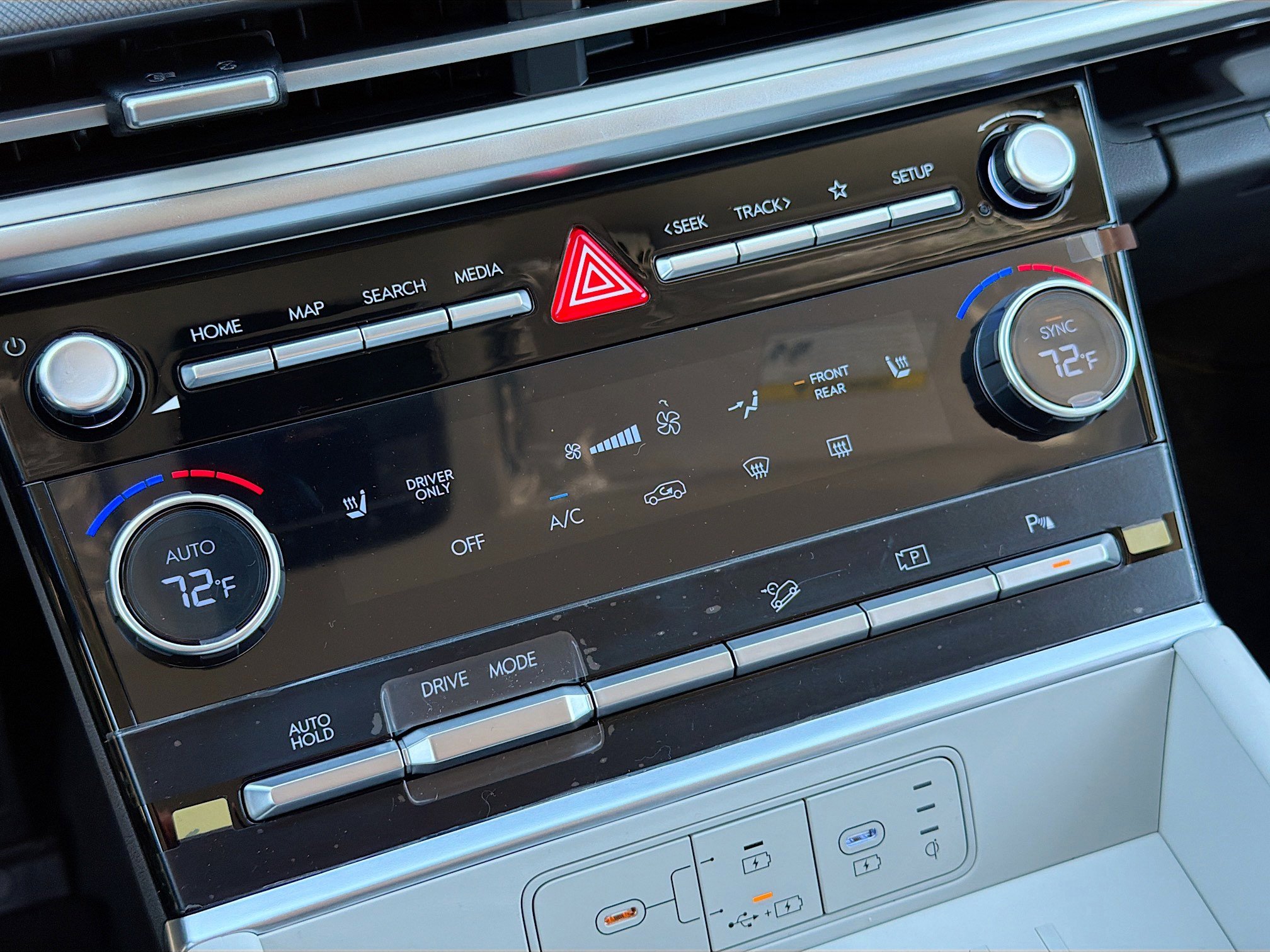 New 2026 Hyundai Santa Fe SEL image 32