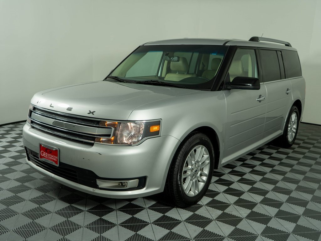 Used 2018 Ford Flex SEL w/ Equipment Group 202A image 3