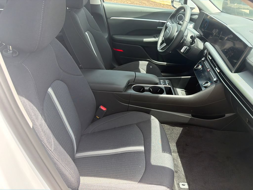 New 2026 Hyundai Sonata SEL FWD image 14