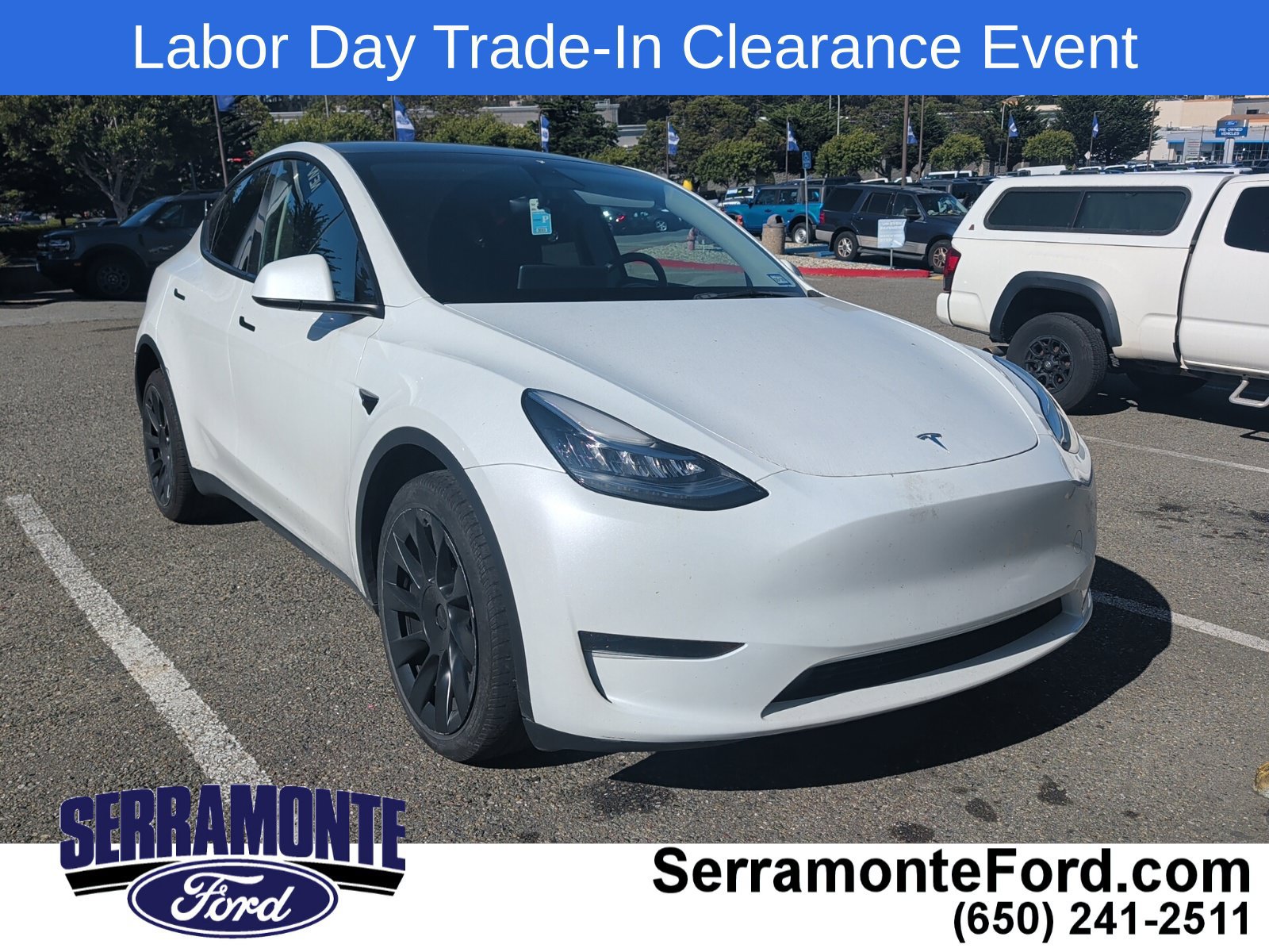 Used 2023 Tesla Model Y Long Range AWD/4WD image 1