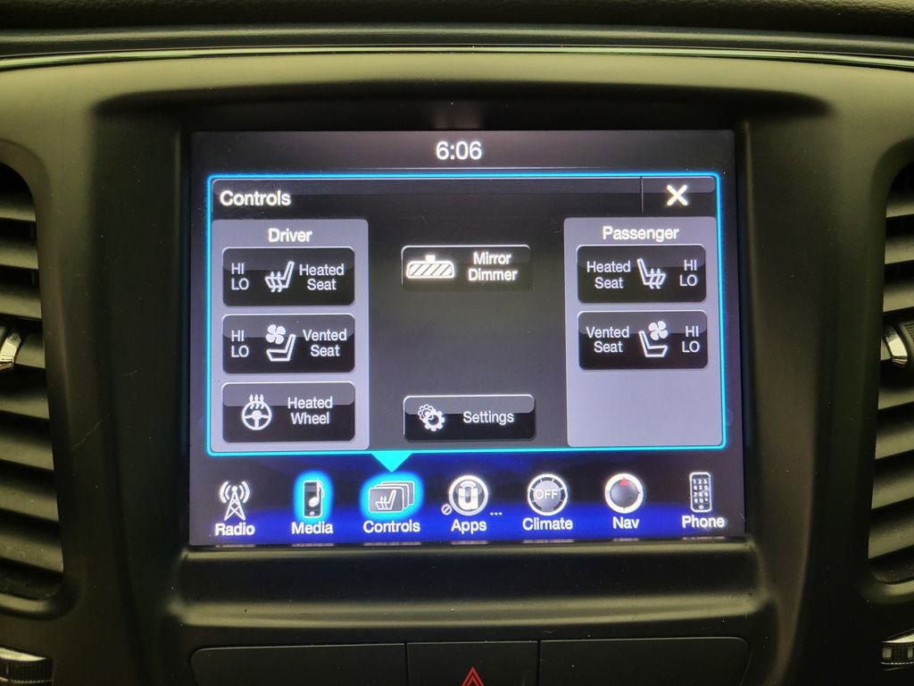 Used 2016 Chrysler 200 S w/ Navigation & Sound Group I image 9