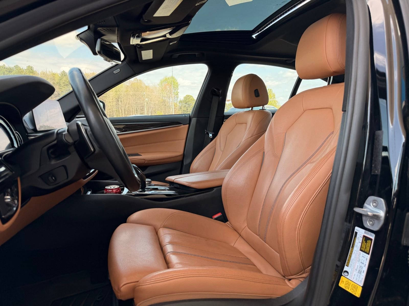 Used 2019 BMW 540i w/ Premium Package image 10