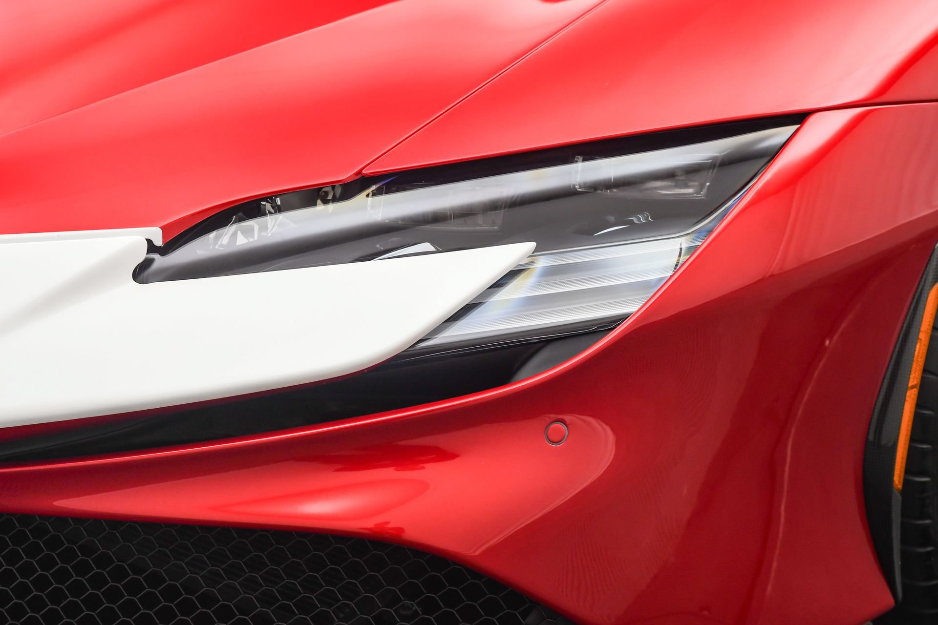 Used 2023 Ferrari SF90 Stradale AWD/4WD image 34