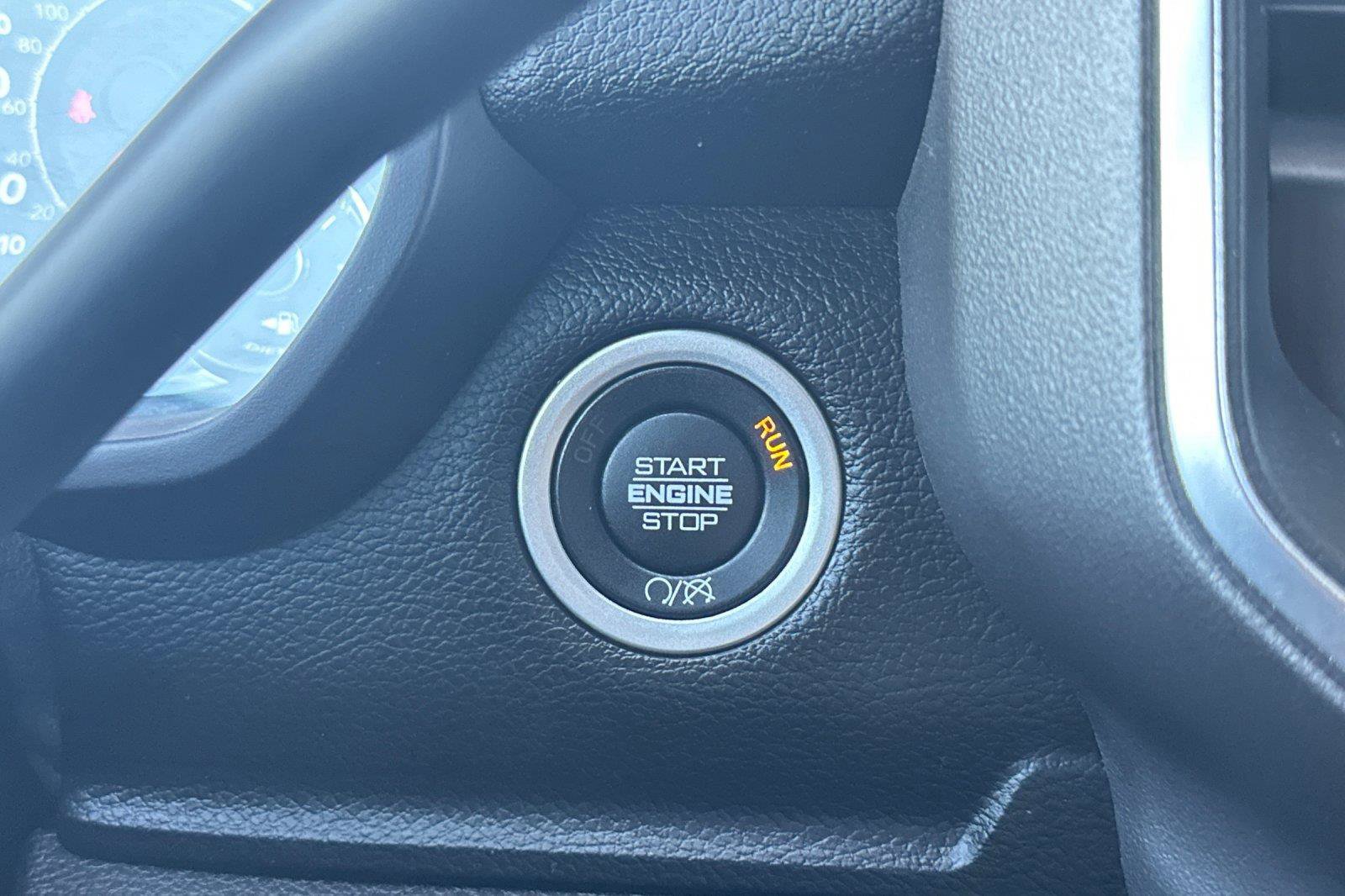Certified 2024 RAM 2500 Big Horn AWD/4WD image 20