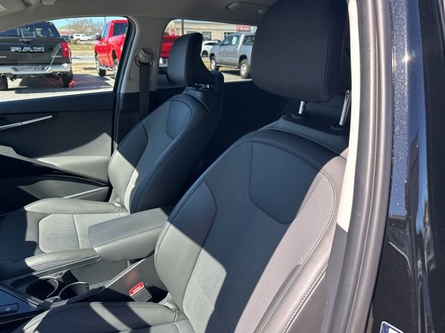 Used 2025 Kia Niro Wind w/ Wind Preserve Package image 33