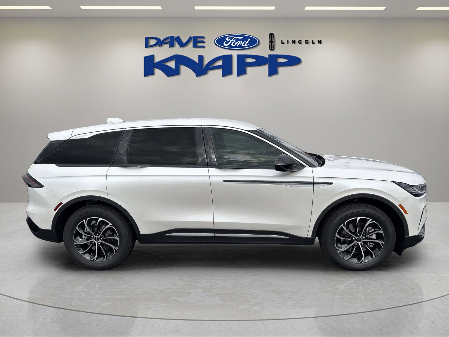 New 2026 Lincoln Nautilus Premier image 9