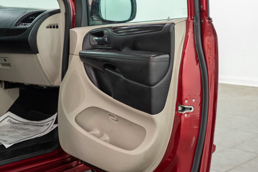 Used 2014 Dodge Grand Caravan SE w/ Quick Order Package 29E SE FWD image 15