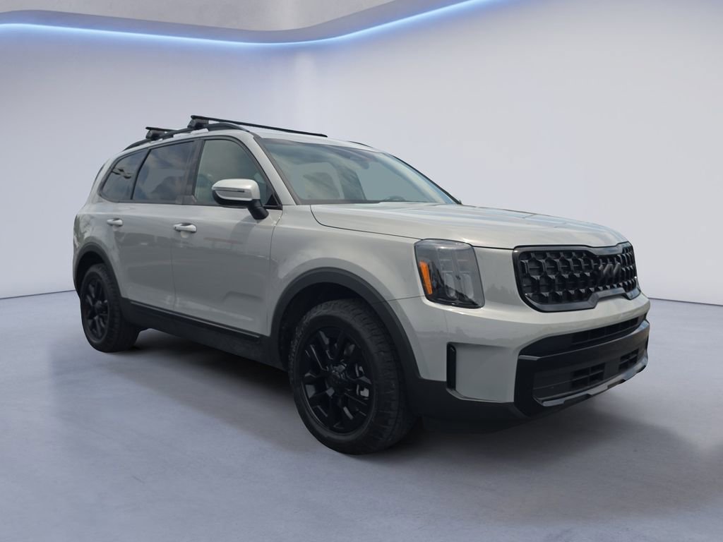 Used 2025 Kia Telluride AWD image 8