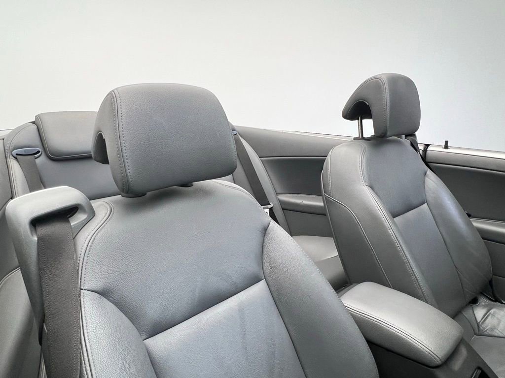 Used 2007 Saab 9-3 2.0T w/ Premium 17 Pkg image 12