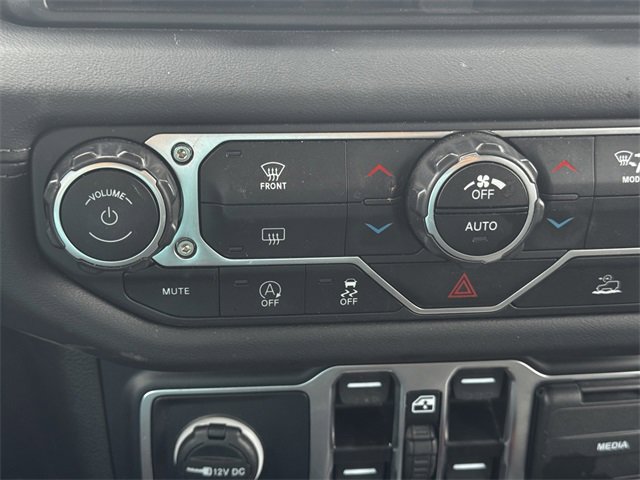 Certified 2024 Jeep Wrangler Unlimited Rubicon image 35