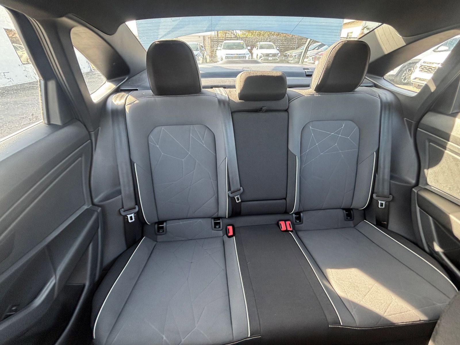 Used 2025 Volkswagen Jetta Sport image 38