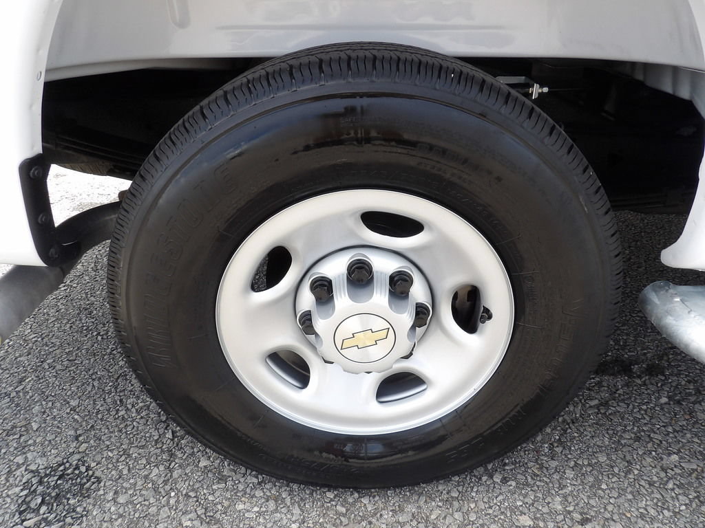 Used 2025 Chevrolet Express 2500 w/ Driver Convenience Package RWD image 53