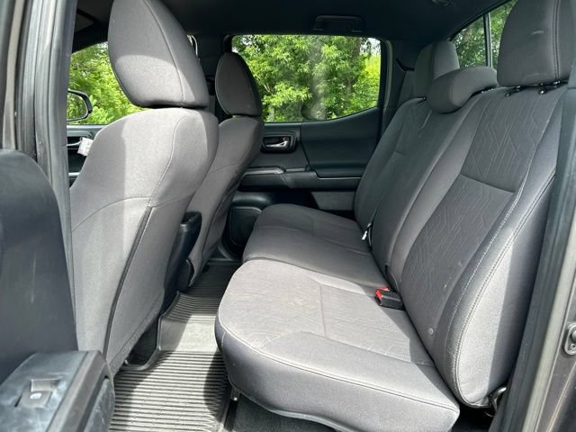 Used 2017 Toyota Tacoma TRD Sport w/ Tow Package (A/T) AWD/4WD image 26