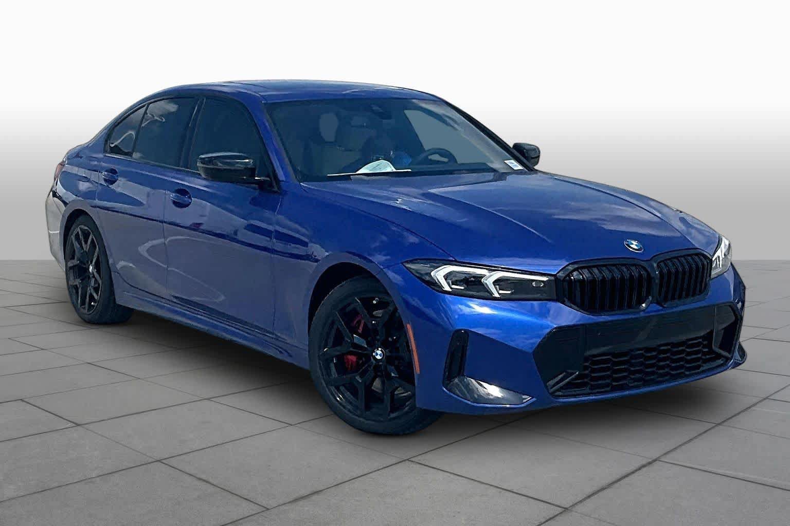Used 2026 BMW 330i Sedan w/ M Sport Package RWD image 2