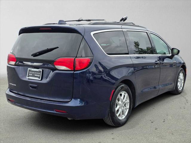 Used 2020 Chrysler Voyager Lxi FWD image 3
