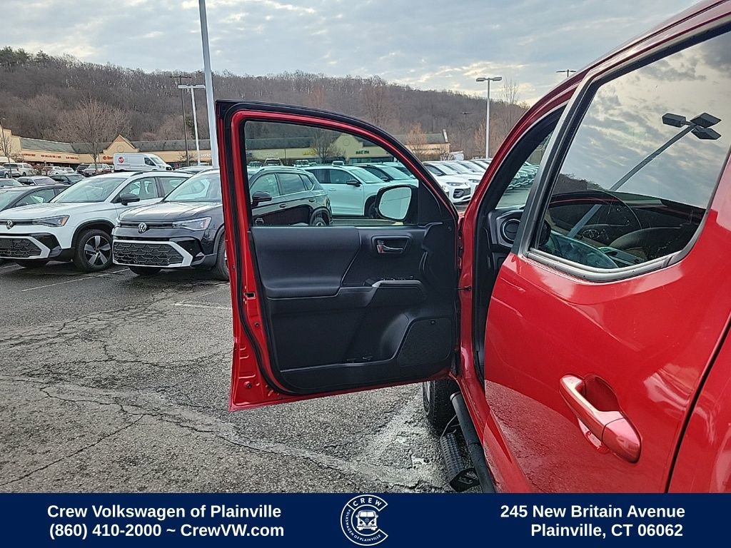 Used 2019 Toyota Tacoma TRD Off-Road image 43