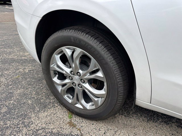 Used 2020 Buick Enclave Avenir w/ Avenir Technology Package AWD/4WD image 9