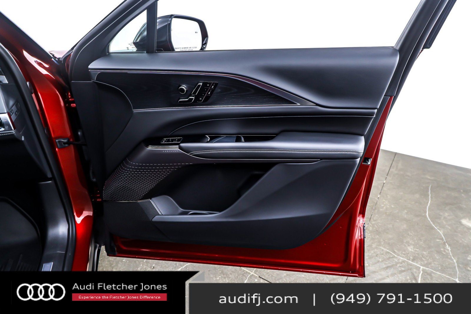 Used 2025 Cadillac Lyriq Sport image 22