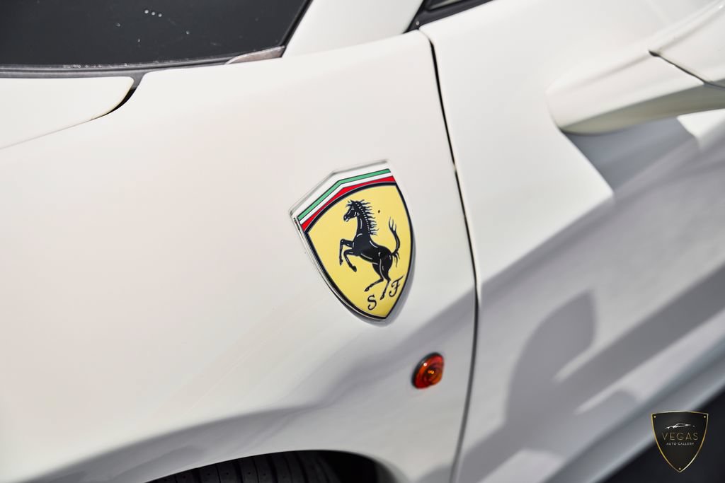 Used 2014 Ferrari 458 Spider RWD image 10