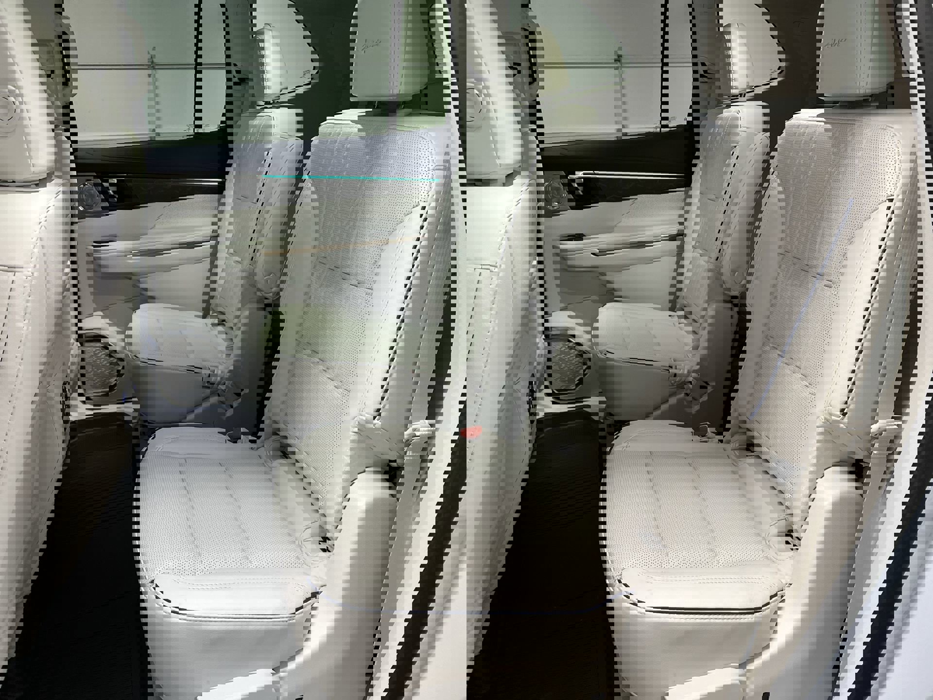 New 2026 Buick Enclave Avenir w/ Super Cruise Package image 62