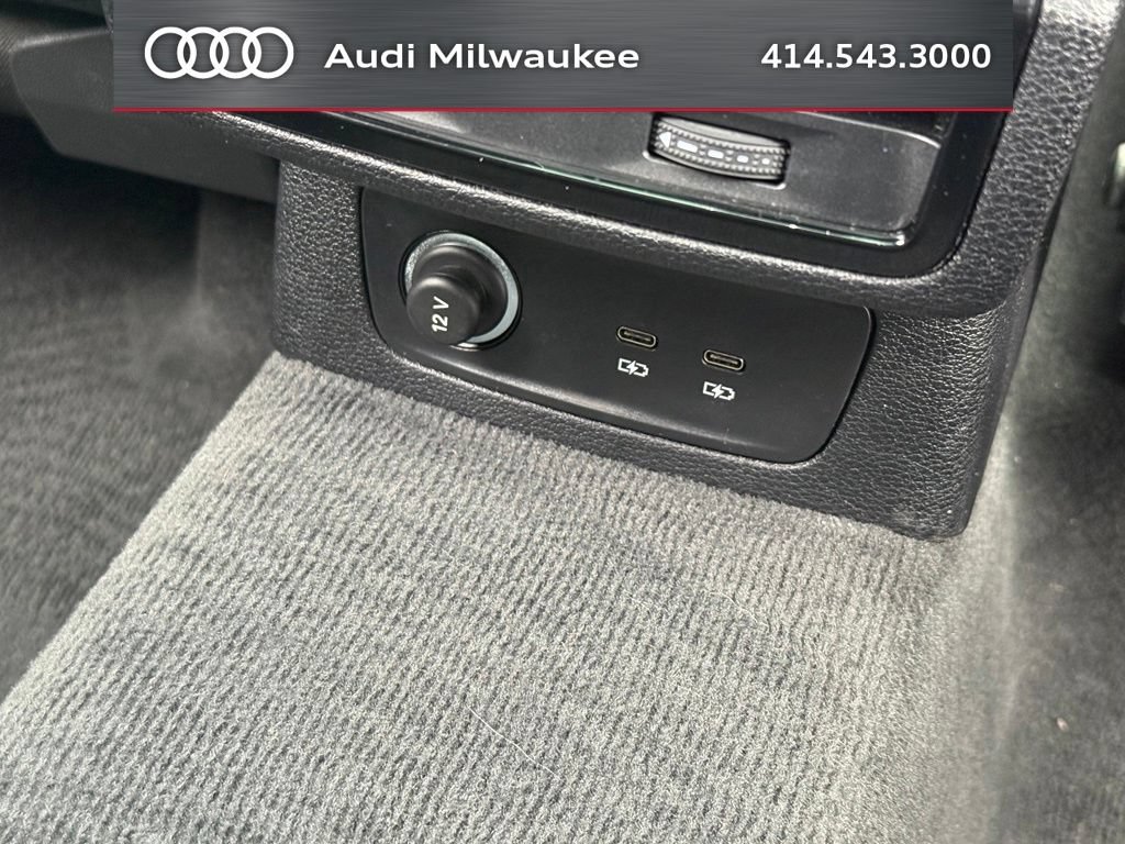 Used 2024 Audi Q3 2.0T Premium Plus AWD/4WD image 37