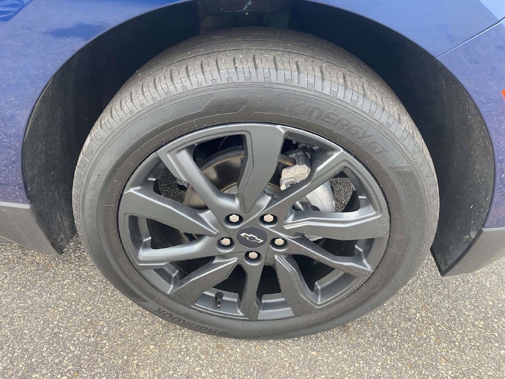 Used 2023 Chevrolet Equinox RS FWD image 4