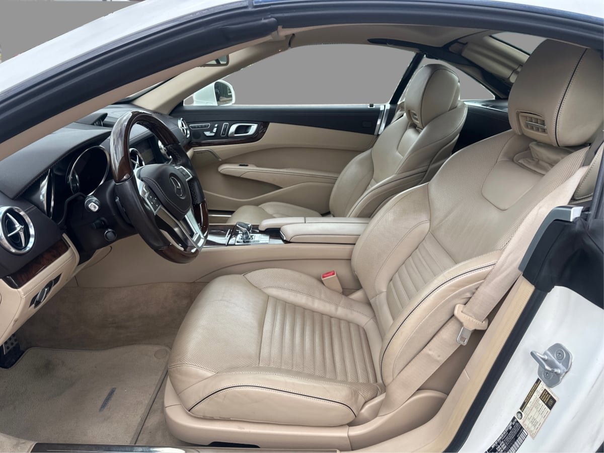 Used 2013 Mercedes-Benz SL 550 image 25